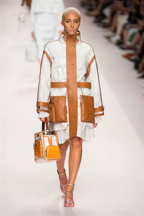 collezione primavera estate 2019 fendi
